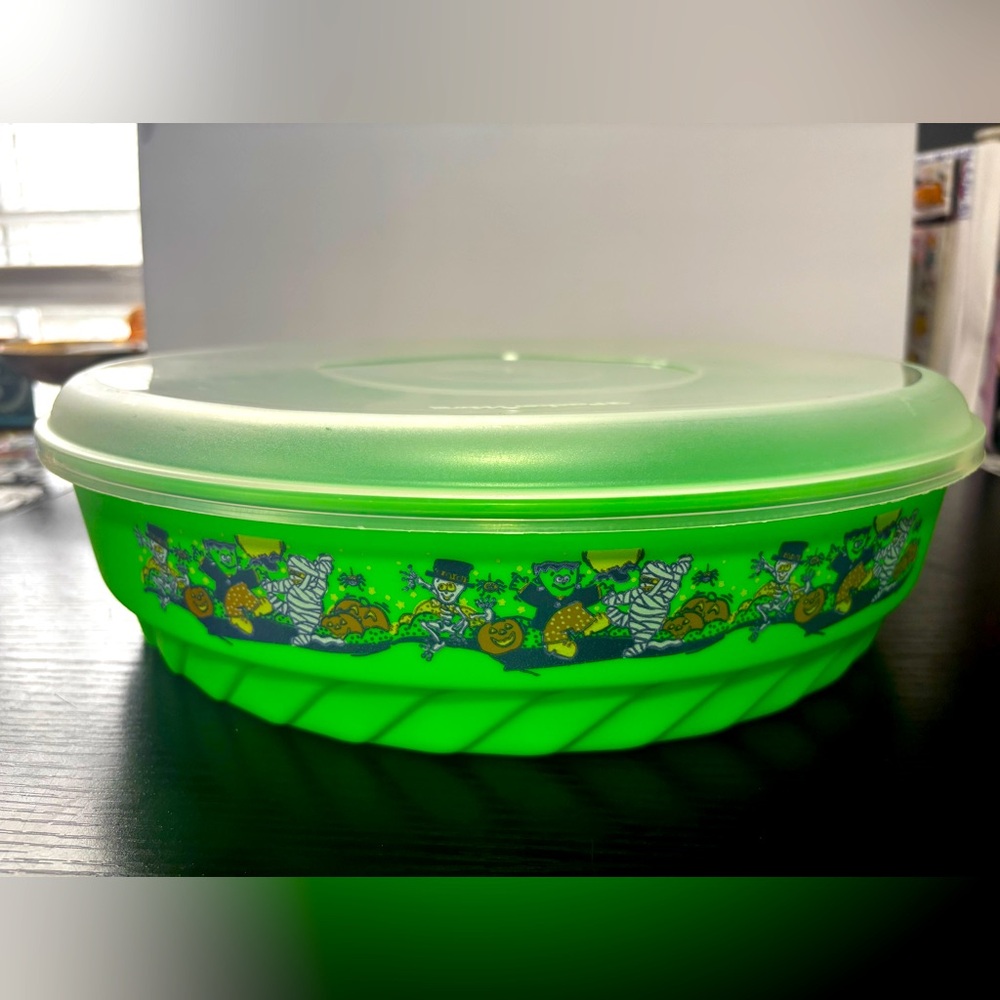 Rare Vintage PackerWare Halloween Chips & Dip Container with Lids
